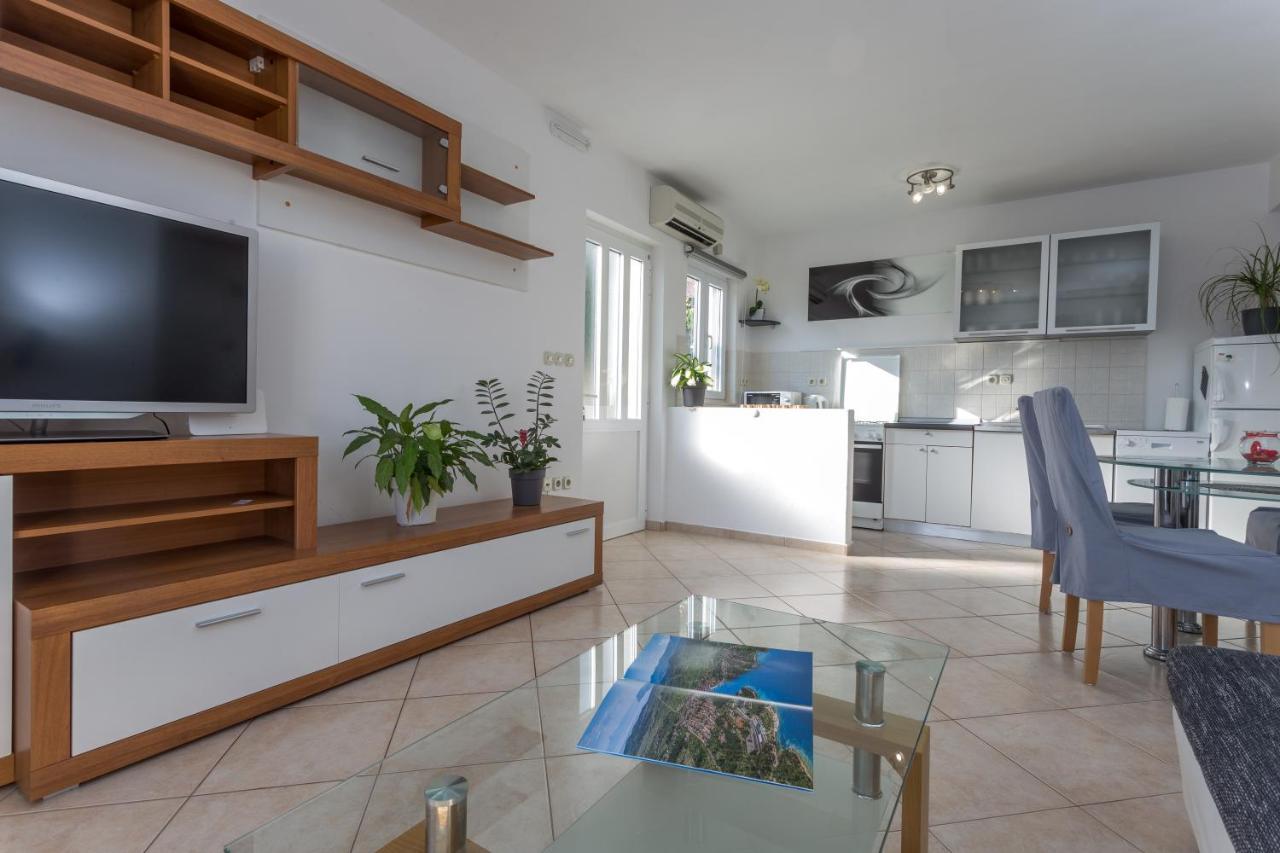 Apartman Lucy 赫瓦尔 外观 照片