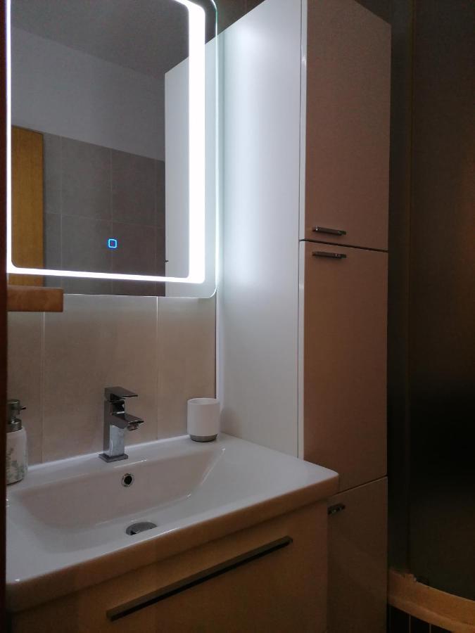 Apartman Lucy 赫瓦尔 外观 照片